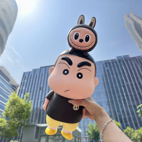 【拾貳】labubu拉佈佈蠟筆小新動漫手辦盲盒優質可愛公仔桌麪擺件