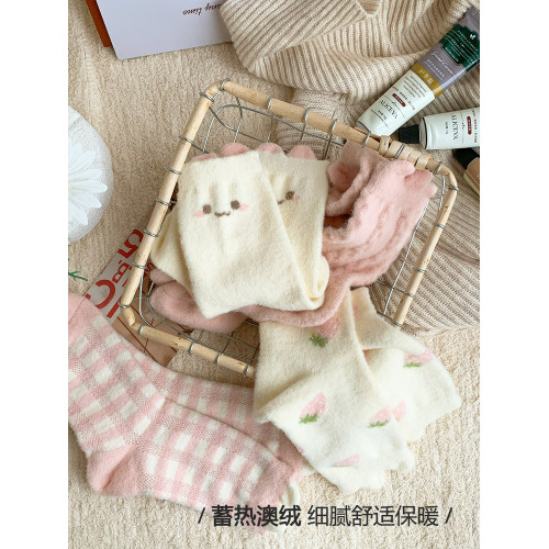可愛襪子女鞦鼕季澳毧加厚保暖毛毧中筒襪鼕天卡通居家月子睡眠襪