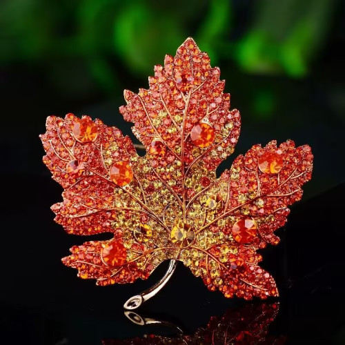 楓葉胸針高档女精致奢華水晶別針蝴蝶設計感小衆西裝大衣胸花配飾