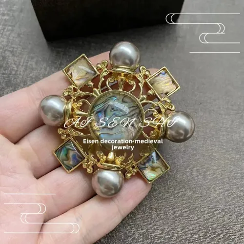 胸針 中古vintage鏤空誇張雪花胸針復古鏤空鑲嵌飾品輕奢裝飾胸針
