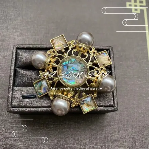 胸針 中古vintage鏤空誇張雪花胸針復古鏤空鑲嵌飾品輕奢裝飾胸針