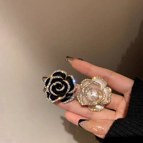 山茶花毛衣胸針高档女胸花別針設計感小衆精致高級感西裝大衣配飾