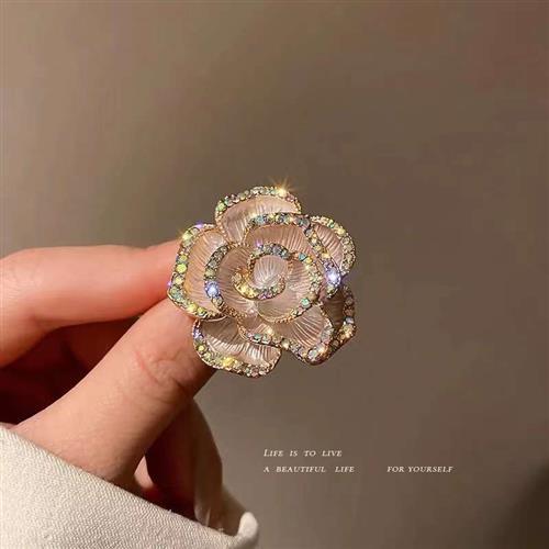 山茶花毛衣胸針高档女胸花別針設計感小衆精致高級感西裝大衣配飾
