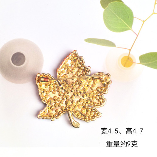 楓葉胸花胸針高档新款精致橘紅色別針設計水鑽感小衆毛衣大衣配飾