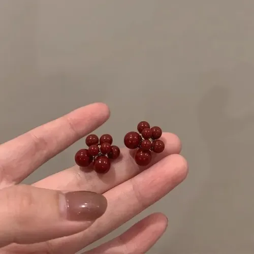 鞦鼕款安可拉紅愛心格子珍珠耳環女輕奢小衆設計高級感耳釘耳飾品