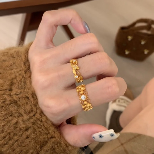 重工中古拉絲鳶尾花戒指女輕奢高級感復古優雅時尚百搭指環戒子