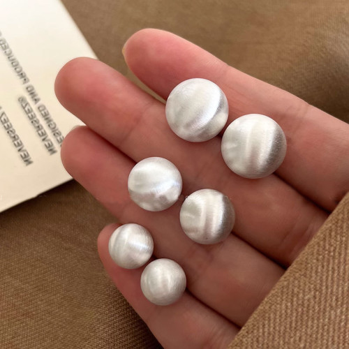 法式復古高級感拉絲金屬豆豆耳環女新款爆款耳釘小衆輕奢耳飾銀針