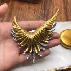 中古雙色鍍金胸針高級設計感翅膀胸花氣質百搭高档別針大衣配飾