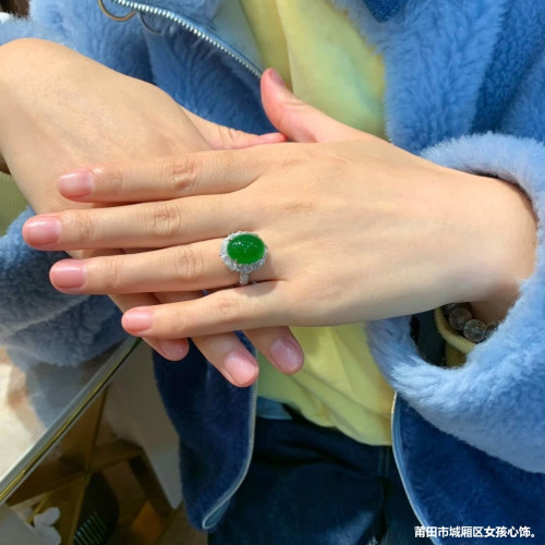天然緬甸翡翠戒指女蛋麪鑲嵌玉戒指正陽綠滿綠指環戒指可調節蛋麪
