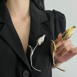 歐美新款時髦設計感鬱金香花苞胸針女輕奢氣質金屬別針西裝配飾潮