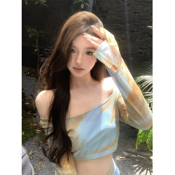 現MOXI泰辣普吉島 夏季高級感辣妹拼色上衣開衩半身裙套裝