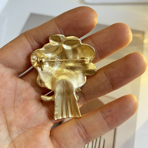 中古素金啞光金胸針 復古宮廷簡約個性百搭胸花配飾青島飾品新款