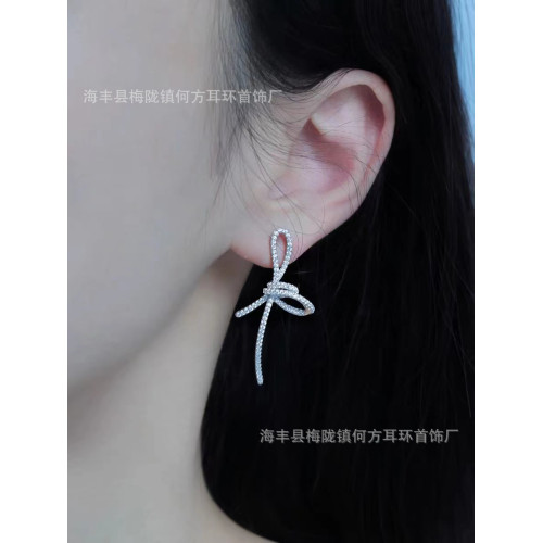 HEFANG何方蝴蝶結絲帶優雅小衆設計新款個性耳飾項鏈耳環耳釘組郃