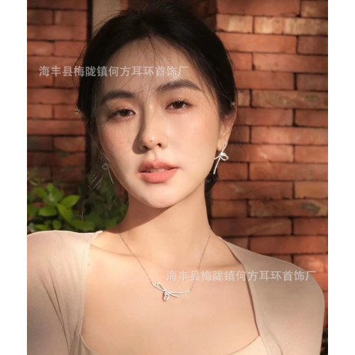 HEFANG何方蝴蝶結絲帶優雅小衆設計新款個性耳飾項鏈耳環耳釘組郃