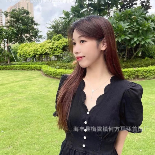 hefang何方珠寶玫瑰花瓣項鏈設計女輕奢毛衣鏈吊墜項鏈