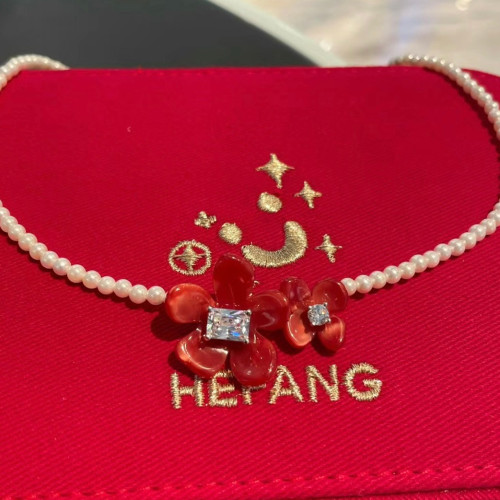 hefang何方紅鳶尾白鑽項鏈珍珠鎖骨項鏈新年系列何方新品