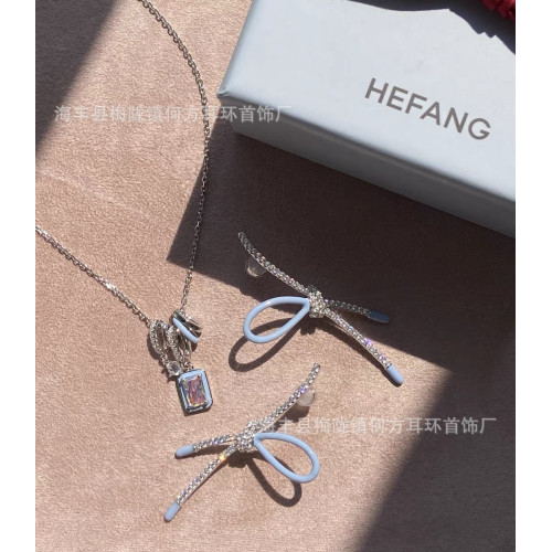 HEFANG何方芭比極光白鑽小冰糖項鏈鎖骨鏈女毛衣鏈
