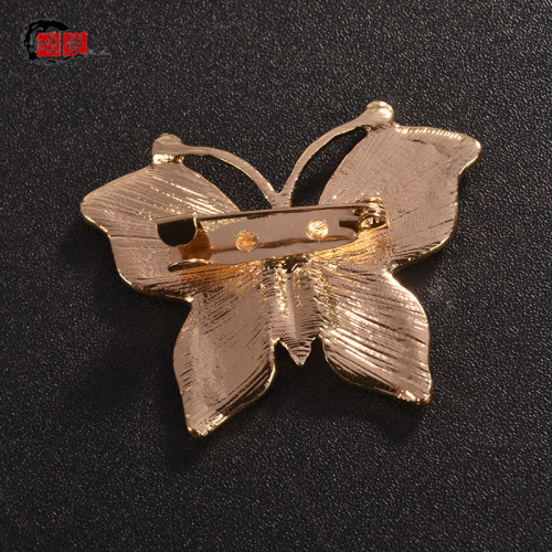 蝴蝶崑蟲胸針女服裝外套固定別針西裝旗袍百搭胸花小衆創意配飾品