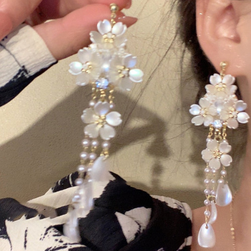 銀針白色貝殼花朵流囌耳環女優雅氣質高級感長款珍珠耳墜時尚耳飾