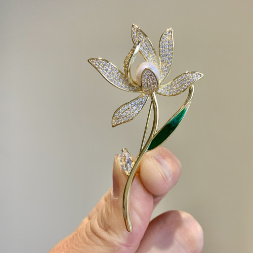 西涼妃子 高档鋯石蘭花胸針天然淡水珍珠白玉蘭胸花優雅服飾別針
