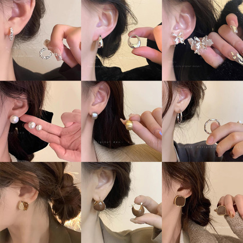 ins風珍珠耳釘女小衆輕奢百搭耳環高級感復古氣質耳飾925銀針批發