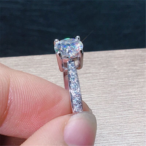18K白金玫瑰金莫桑石單排鑽石戒指 1克拉經典四爪婚戒女鑽戒仿真