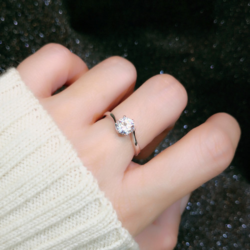 仿真鑽石戒指女小衆簡約潮克拉六爪合金鋯石仿莫桑石求婚結婚指環