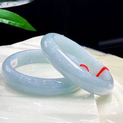緬甸天然翡翠手鐲冰種翡翠色正圈玉鐲子水潤氣質款冰糯種玉鐲