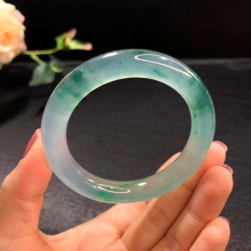 天然冰種飄綠花翡翠手鐲高級老坑緬甸圓條貴妃玉鐲子吊墜女款