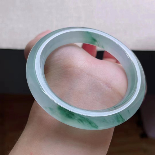 天然翡翠手鐲女款冰種飄綠翡翠花滿綠紫羅蘭正圈圓條貴妃手鐲