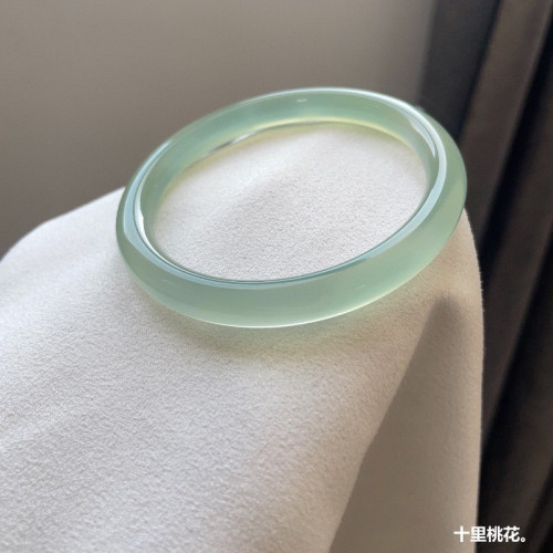 遠山黛玉髓細鐲瑪瑙手鐲高冰晴珠簾碧荷高級冰種天然油青水綠氣質