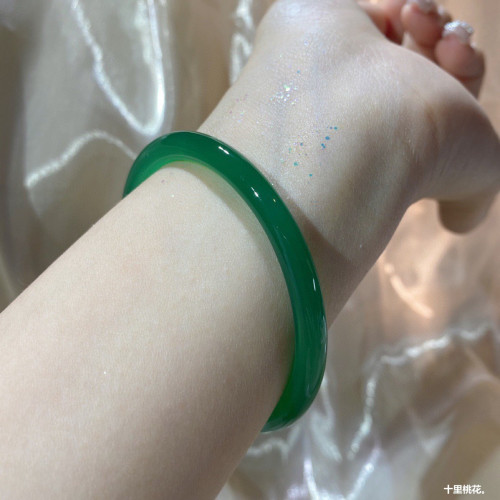冰種綠玉髓手鐲高冰帝王綠叮噹鐲女款滿綠翡翠色瑪瑙玉石鐲子