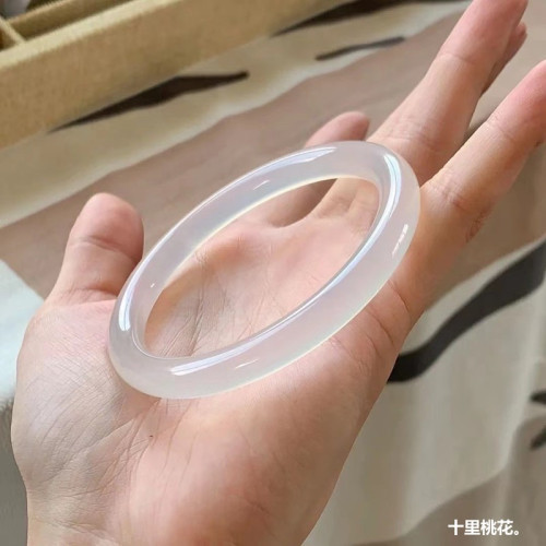 天然白玉髓手鐲女款瑪瑙手鐲美人條圓條瑪瑙鐲子