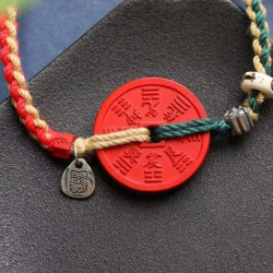 天然原礦硃砂精品紅砂「山鬼花錢平安釦」手繩     精工 精品原創