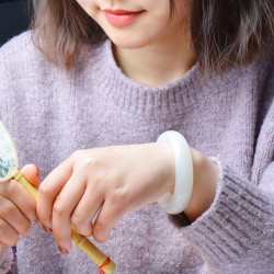 新疆和田玉手鐲和田玉白玉手鐲和田玉真玉羊脂玉細手鐲附證書旺夫