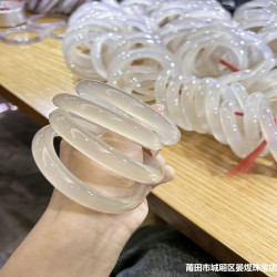 冰透高冰瑪瑙手鐲女天然巴西玉髓鐲子冰種瑪瑙手鐲女款白月光手鐲