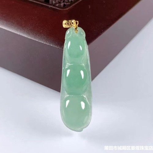 天然緬甸翡翠滿綠福豆掛件冰糯種陽綠翡翠四季豆吊墜女款時尚